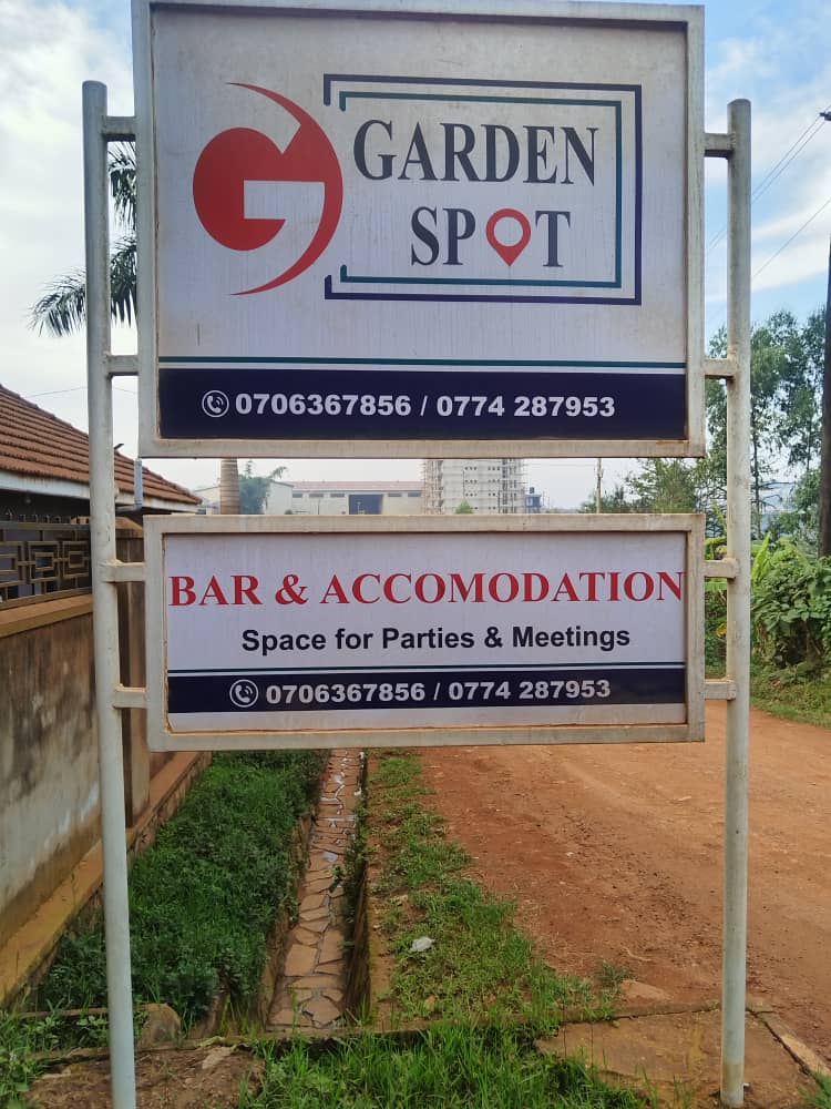 Garden Spot Hotel sign-post